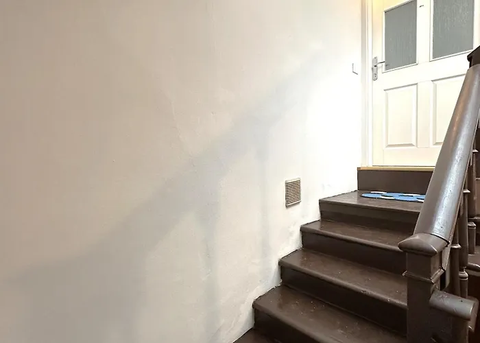 Blue Coast Ivo 公寓 皮兰