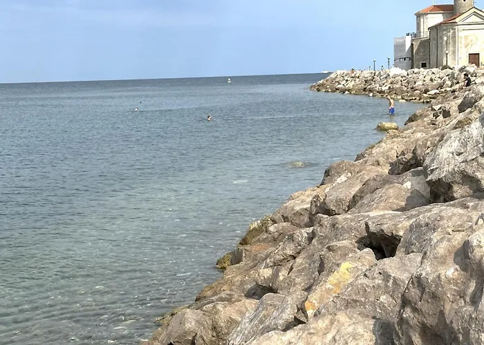 公寓 Blue Coast Ivo 皮兰